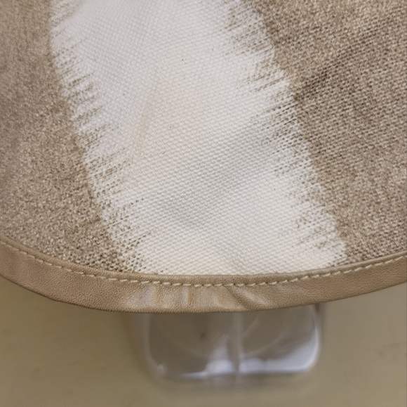 Burberry Women Multi-Colored Canvas Bucket Hat Size Medium - Picture 6 of 16